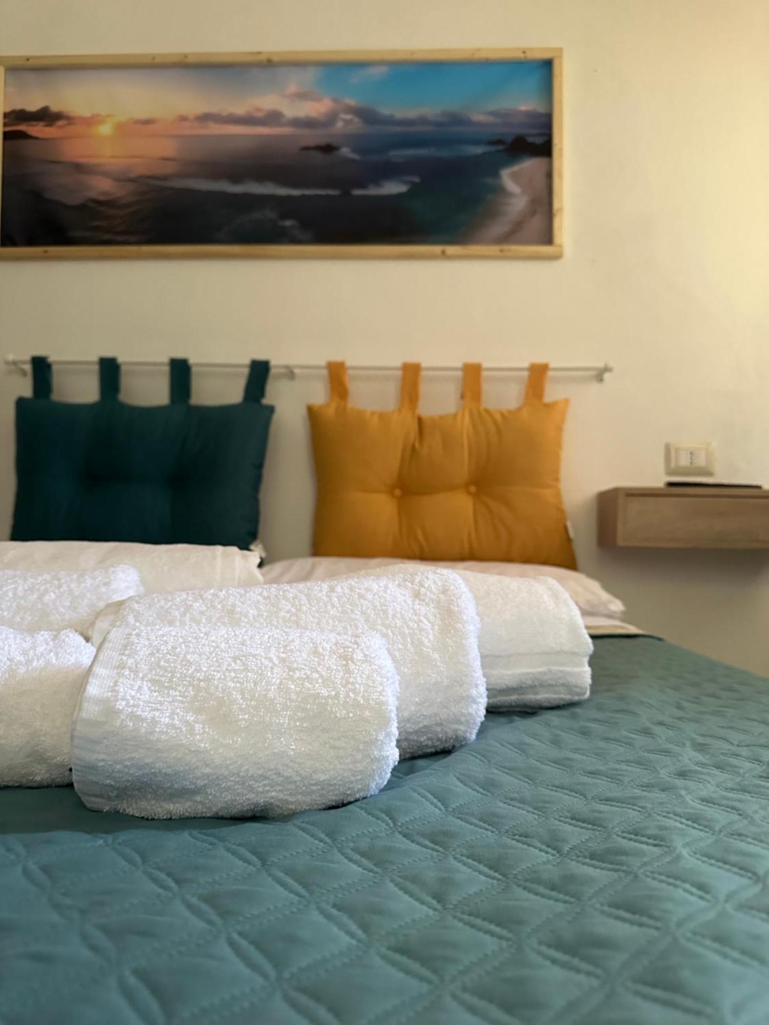 Moncici House Otel Porto Torres Dış mekan fotoğraf