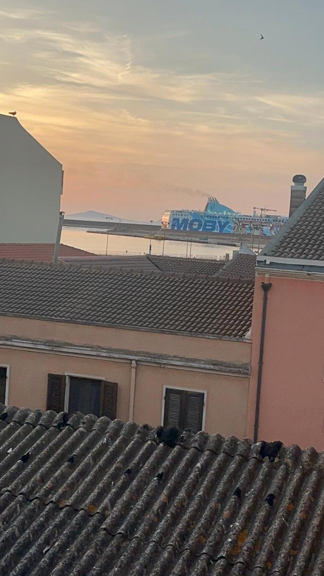 Moncici House Otel Porto Torres Dış mekan fotoğraf
